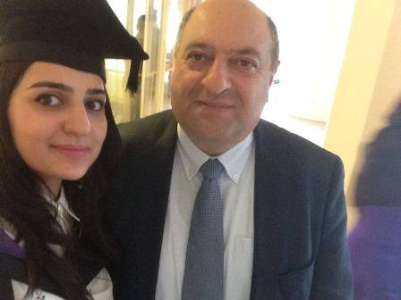 Deputatın qızı ali məktəbi xaricdə bitirdi - FOTO Deputatın qızı ali məktəbi xaricdə bitirdi - FOTO